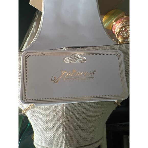 Princess Accessories Red Eye Owl Necklace -- 16" - Picture 6 of 8